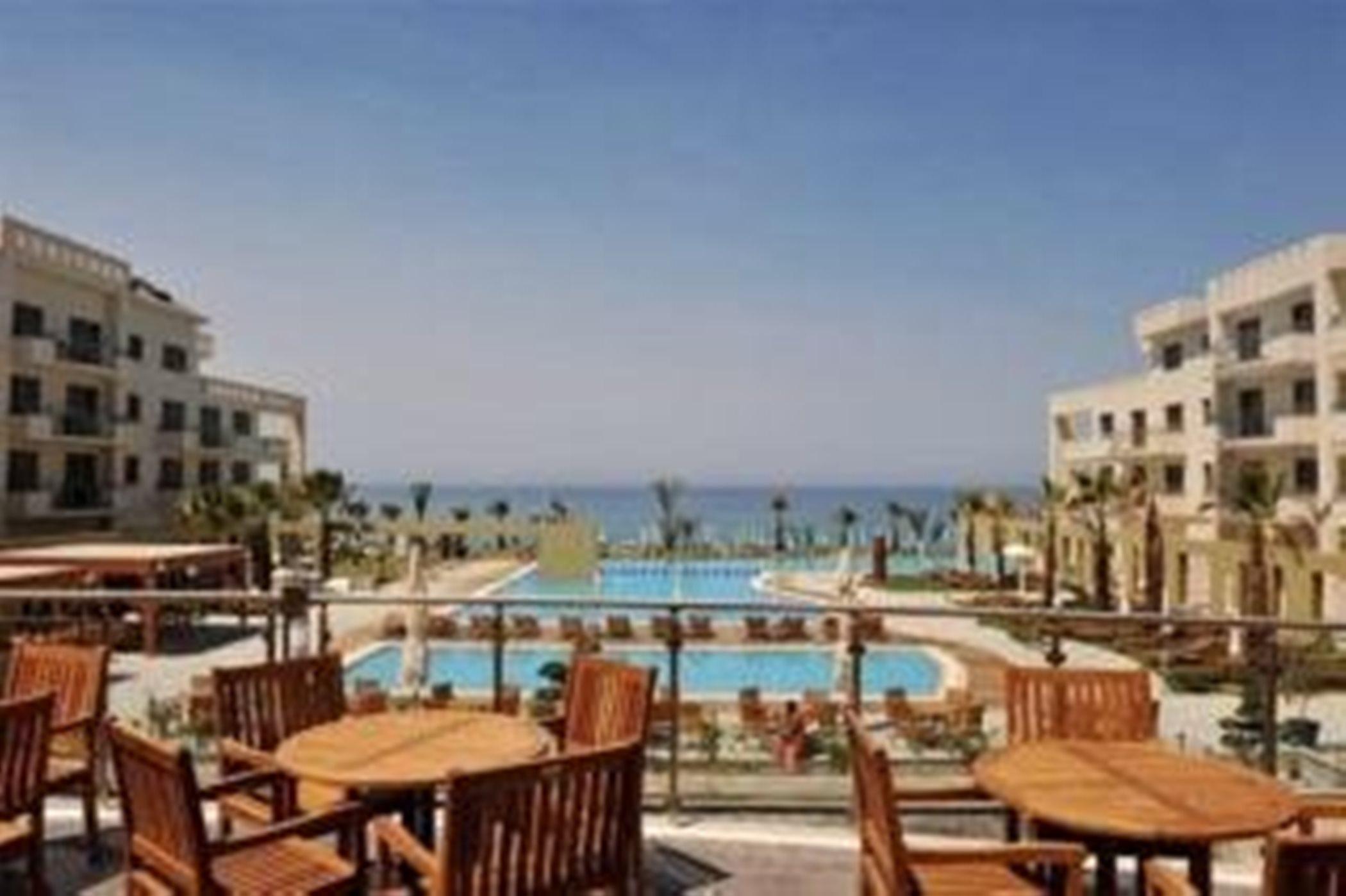 Capital Coast Resort And Spa Paphos Esterno foto