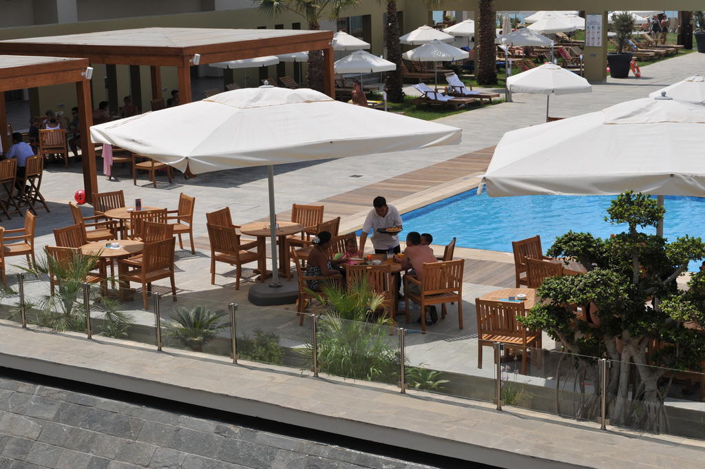 Capital Coast Resort And Spa Paphos Ristorante foto